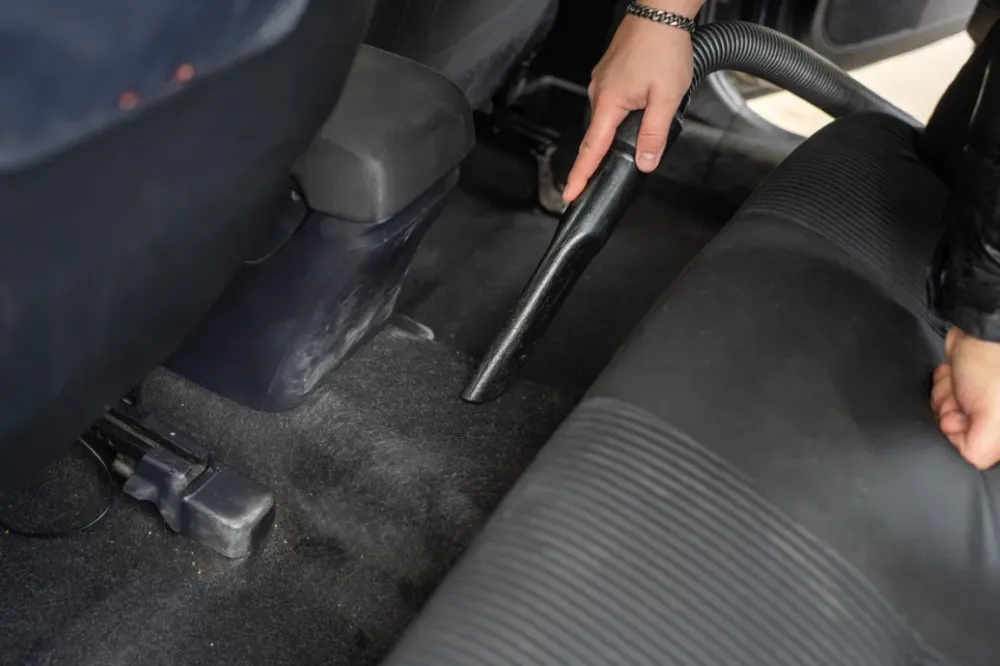 aspirateur intérieur